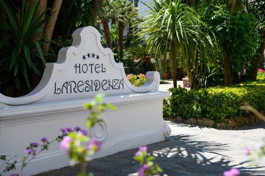 Hotel La Residenza Capri: Penginapan Terbaik di Pulau Indah