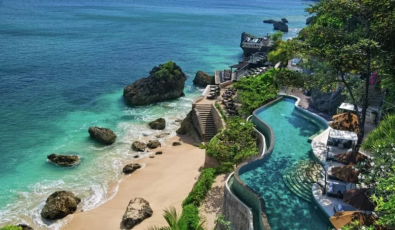 Pengalaman Menginap di Hotel HAIAN Beach Hotel & Spa Pulau Bali