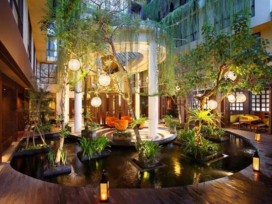Swiss-Belhotel Rainforest: Penginapan Nyaman di Tengah Hutan Tropis